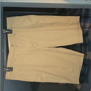 ⭐️POLO Ralph Lauren Shorts Classic Fit RN 41381 Beige SZ 34.